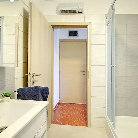 Appartement Elviana *