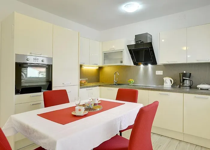 Elviana Appartement *